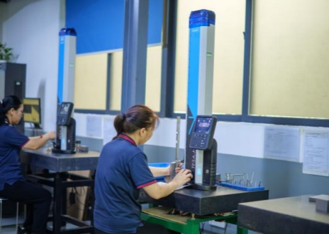 Switzerland TESR700 & TESR400 Height Gauges – Precision 0.002mm, Measuring Range 700mm400mm